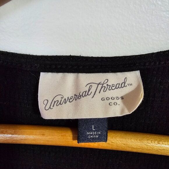 EUC UNIVERSAL THREAD GOODS BLACK SURPLICE TANK TOP SLEEVELESS SIZE LARGE - Picture 9 of 11